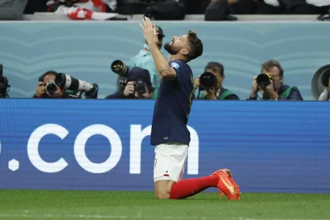  Giroud y Tchouaméni tumban a Inglaterra; van ante Marruecos
