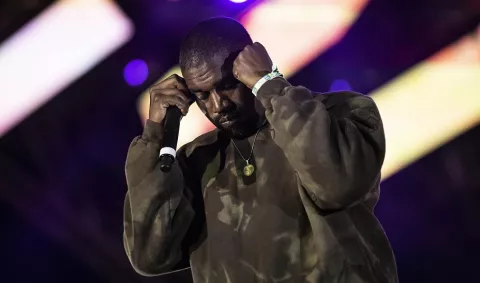 Elon Musk cancela la cuenta de Twitter de Kanye West