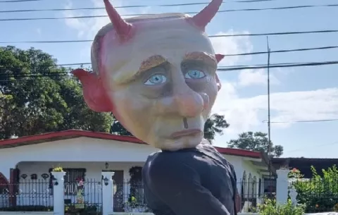 Llegaron los ‘judas’ para las fiestas de fin de año