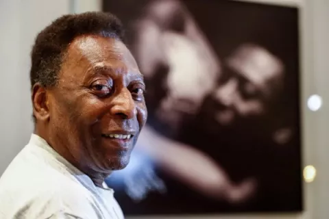 Pelé, sus matrimonios e infidelidades