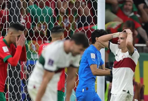 Marruecos prolonga su sueño y pone fin al de Cristiano 