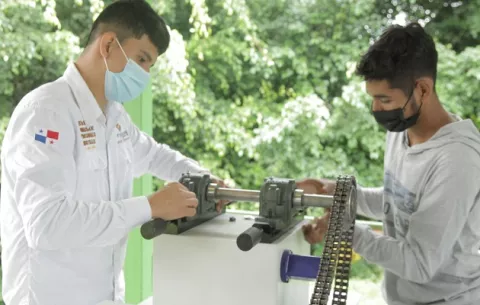 Minera Panamá y el efecto cascada en sus programas sociales