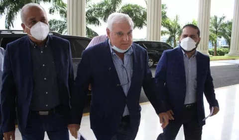 Porcentaje de candidatos juntos no supera a Martinelli 