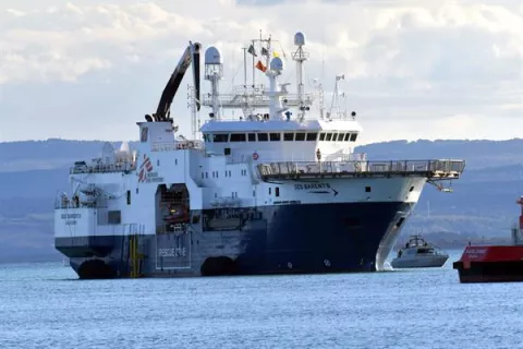 Cuatro desaparecidos en el Mediterráneo, rescatan a 164 personas