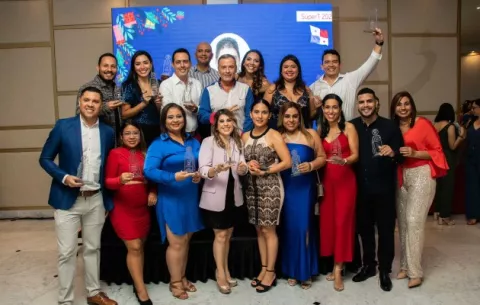 Terpel celebra sus 15 años de trayectoria en Panamá