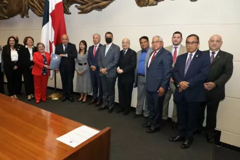 Presentan proyecto de ley del nuevo Código Procesal Civil