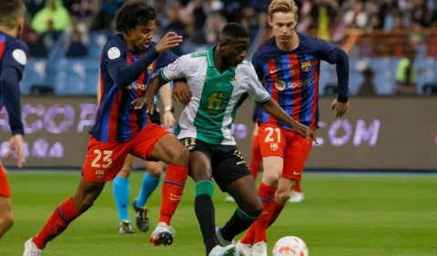 Xavi, decepcionado pese a clasificación del Barça