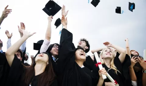 Becas para carreras STEM: ¿Cuáles son los requisitos?