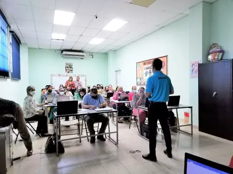 Capacitación a docentes será virtual y durará tres semanas