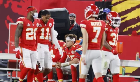 Chiefs ante Jaguars en AFC, y Eagles vs.Giants, NFC, abrirán ronda divisional de NFL