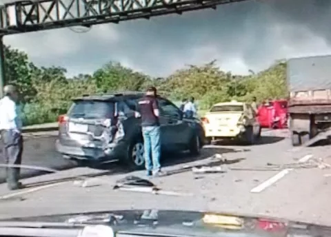 Se registra múltiple accidente vehicular en Colón
