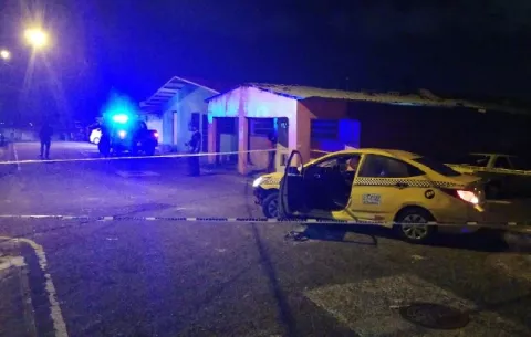 Balean a un taxista en el sector de Villa del Caribe, Colón