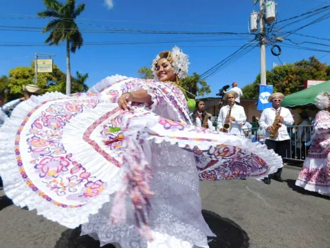 Desfile de las Mil Polleras: 'Tips' para cuidar tu vestuario