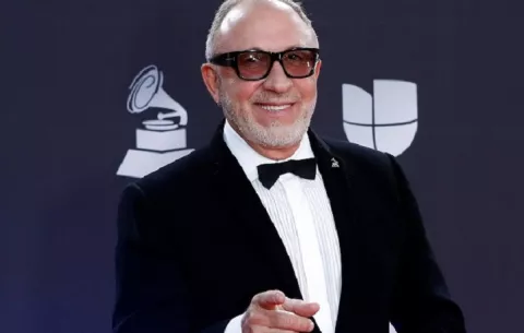 Emilio Estefan imparte un taller sobre la salud financiera