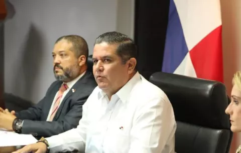 Ejecutivo reitera que ley de extinción de dominio se mantiene