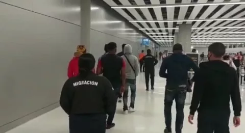 Haitianos son devueltos por presentar documentación falsa