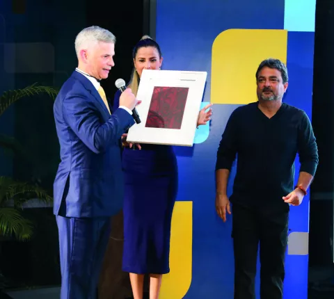 Bi Bank presenta una imagen más estratégica y renovada