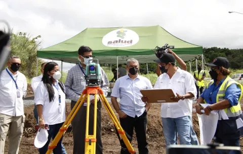 Forma de pago al constructor del Oncológico se modificará