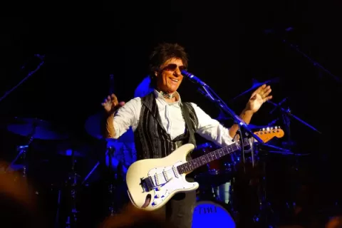 Jeff Beck, legendario guitarrista, murió a los 78 años