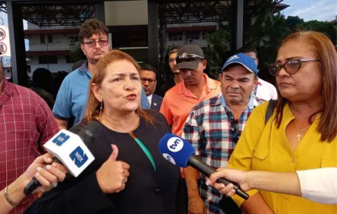 Residentes de La Chorrera exigen mejoras en las calles