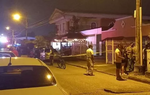 Ladrones asesinan a pareja de abuelitos en Chanis