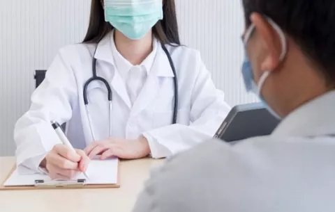 Minsa anuncia contratación de médicos nacionales y extranjeros
