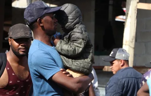 Más de 14 mil migrantes irregulares registra Panamá este 2023
