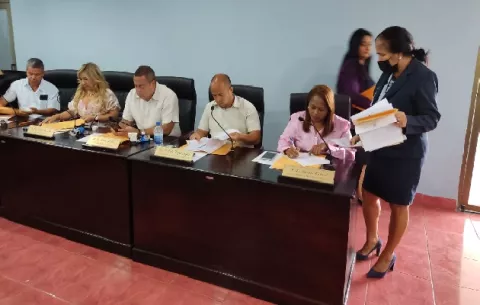 Ediles del Oeste reciben padrón electoral preliminar