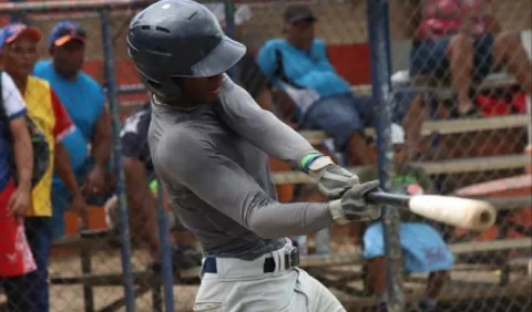 Potros de Panamá Este sale a defender su título del béisbol juvenil