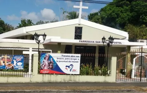 Asaltan a cura y a feligreses en iglesia de La Locería