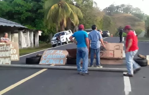 El Jagua y otras comunidades exigen desbloqueo de camino