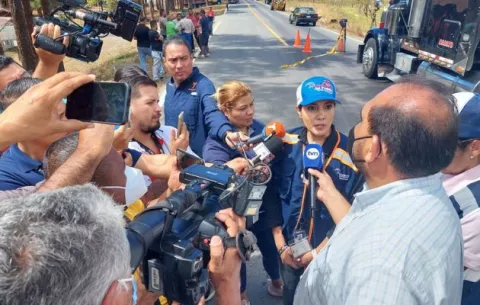  Defensoría monitorea trágico accidente de bus en Gualaca