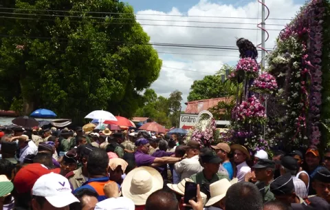 Inicia la peregrinación de devotos del Nazareno de Atalaya