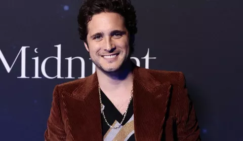 Diego Boneta dice estar orgulloso de estrenar 'At Midnight'