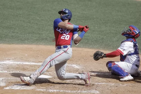 Dominicanos ganan por paliza a Panamá en Serie del Caribe