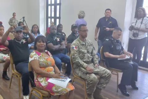 Coordinan medidas de seguridad para los cuatro días de carnaval en Colón