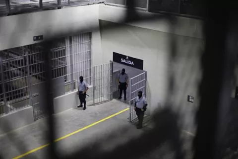 Aislados y máxima seguridad, así estarán 40 mil pandilleros 