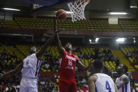 República Dominicana vence a Panamá y sueña con el Mundial