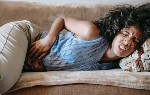 España aprueba baja laboral por  menstruación dolorosa