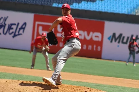 Panamá obtiene el primer triunfo en Serie del Caribe