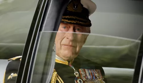 ¿Cuál es el emblema de la coronación de Carlos III?