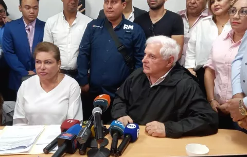 Martinelli se postula como precandidato presidencial de RM