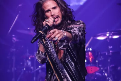 Steven Tyler, de Aerosmith, acusado de presunto abuso sexual