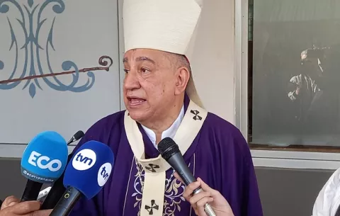 Ulloa lamenta el espectáculo dado por grupejos en carnaval