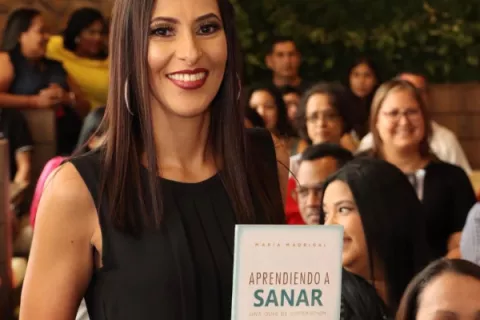 'Aprendiendo a sanar' con la escritora María Madrigal