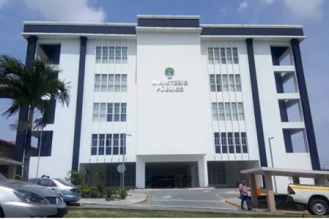 Cambian medida cautelar de casa por cárcel en caso de droga