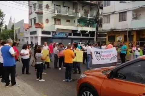 Defensoría del Pueblo abre queja por mal estado de colegio