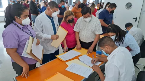 Funcionarios no han cumplido con declaración de intereses