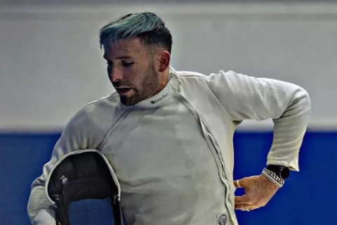  Arturo Dorati se alista para la Copa del Mundo de Esgrima