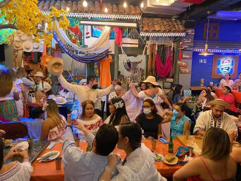 En la Fonda, un restaurante con sazón y esencia